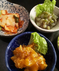 �۸���ʵ�ݵ����ϵ꣬�����С�����������