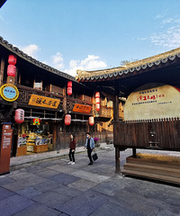 �ٺ������Σ�����Ͷ������������