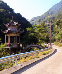 �ٺ�������-��·ͷˮ��ɹͼ