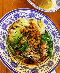 ӡ�������Ϻ��������ӣ�����һ����Ϻ��