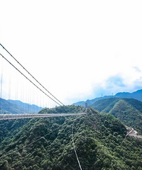 ����6���۾�ƽ̨���Ǹ�̤�����ã�