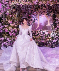 �������˵����֣����������������Ļ���logo��