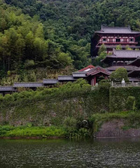 �������ﾰ��ֱ���ϵ۴򷭵ĵ�ɫ�̣�����������