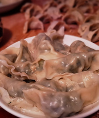 �����ĵ�һ�����ˣ��������˽���