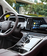 20���Ԥ�㣬����iMAX8�Աȴ���M8��˭��ǿ��