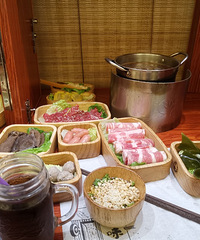 ����װ�޻������ĵ꣬���ǻ��ζ����һ��