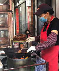 ��������ʳ�������̵�Թ�����ʳ�꣬�����ɲ��ǰ׳��ģ�