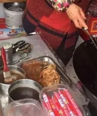 �̵�Թ�����ʳ�꣬�����ɲ��ǰ׳��ģ�