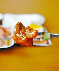 ��һ��������Ʒ�й�����óԵ� 8 ����ʳ��û�Թ��ĸϽ�ȥ��