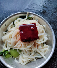 ���۸��᡿���ڵ������ǲ��Ǳ�Ů�˻����԰���