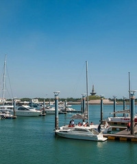 ��ɽ��������Ծ������ܴ󺣴������һ��