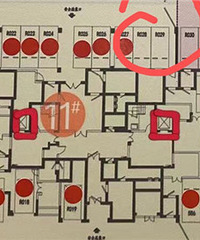 ���ĸ�λ��ѡ�ĸ���