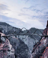 ���ɾ��������ݣ������ٿ������ߣ�