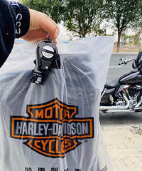 ���۸��᡿�ǲ���ÿ���еĶ��и������Σ�