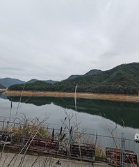 ţͷɽˮ�⣬�󺵺�ˮ��ˮλ�ܵ�