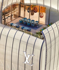 ȫ���һ��LV������ҵ��һ������100Ԫ