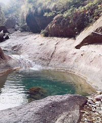 ˫���Ȱ������ϱ�ɽ��Ƕ����һ���ͽ��