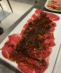 �ڽ�ţ������ĺ���ζ��պ�¿����ϰ������ˣ���ը��