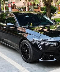 ��ɫ����������ڣ��Ÿ�����������