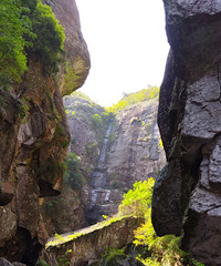 ����˫���ȣ�һ����������ɽ�����õط�