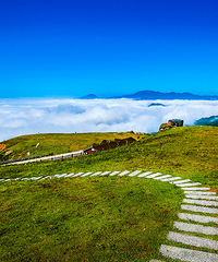 ����ļ.�Լ��ٺ�����ɽ��5.15-16 ���衢�ɲ衢¶Ӫ���ǿ��ƺ�