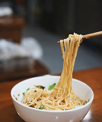 �㽭���صġ���ʳ���ߡ���һ��԰˶ٶ����ӳ�