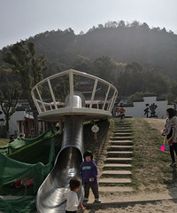 ·�Ŷ�ͯ��԰�����������������ĵط�