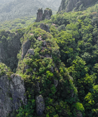 ����1.5��������ɽ�壬�������徻