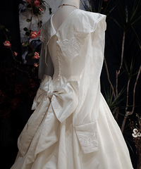 �������ɴ�������޷����������ݣ�������ĸ����˼�С�㴩��