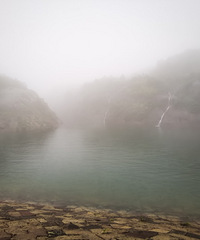 ��ɽ�����α��̧ͷ��ɡ����ͷ��·�������ƻ�֮��