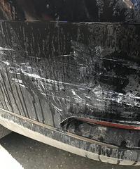 ����������˾��׷β�ң�ȴ������˵���ﳵײ����