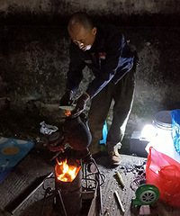 �Ǽ��ˣ�15Ԫ/Ͱ