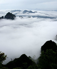 ����ɽ���ƺ���ɽ�������ǳ�Ư��