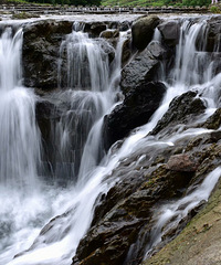 ����򿨵���̨���½��壬��ν��̨�ݡ�С���ڡ��ٲ�