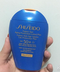 ͻȻϮ���������������沿��ɹ�õ����ĸ����ӵģ�