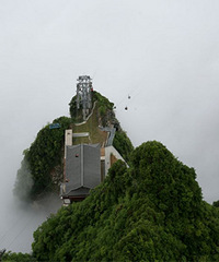 ����ɽ���ƺ�