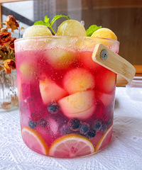 ����������Ʒ��������ˮ��Ͱ+��Ҭ�̶�