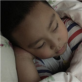 ������ͷ˯����������