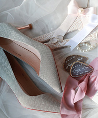 ����ʽ�е�С�ڼ�