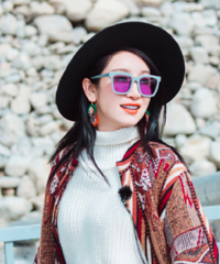 �ӳ��ܿ�����֮�����֍o��ҹ׷�ޣ��½���дʫ���غ����������