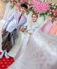 ������������һ�����˻����ϰڷŹײ�