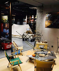 ��Щ�򲻵����޶�������ڽ�ͷ��8�ҡ�¶Ӫװ���꡹��