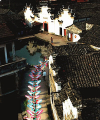 �㽭��һ������ֵ��·��ͨ����1.5h�ʹ���5��С������