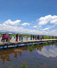 �ƺӾ�����һ����������ɽ��ʱ�������ӹȽ��