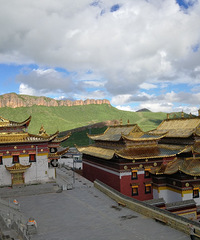 ��ľ�º������£��������������ش���̸�³��