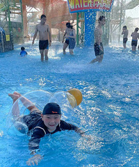 �������ռ�No.55������ˮ�����죬�ڰ���ĺ�ɹ����Ƥ��