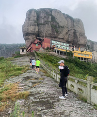 �����ڷ�ɽ֮�ۡ�����������