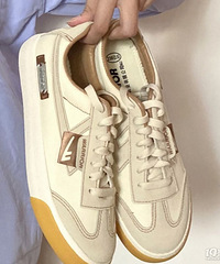 ��˫�����������趼˵�ÿ����̺����ĸ���ɫ