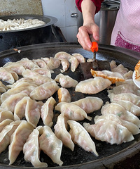 ����������һ�ҵ꣬�������ܱ�����С��