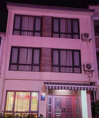 �ԼҺ�լ�ɡ����ޡ����������Σ�һ¥�����Ҷ�������